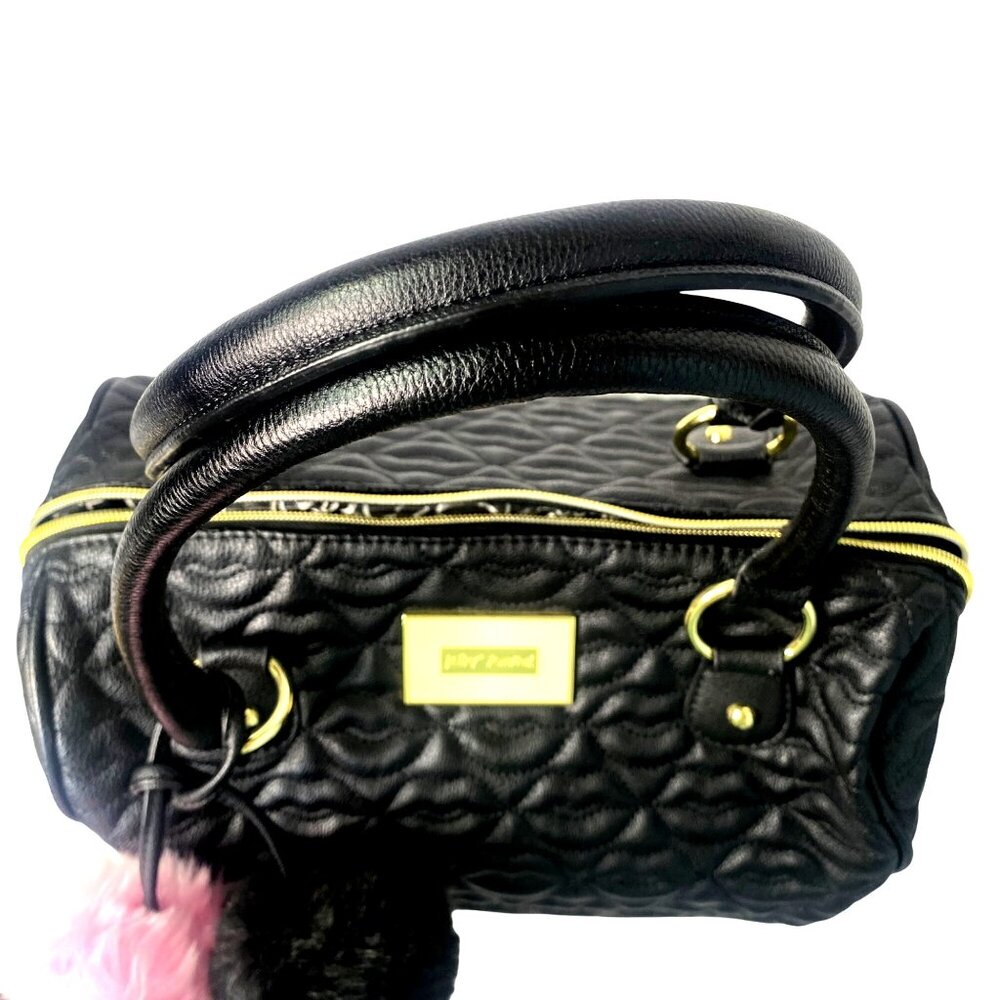 Betsey Johnson Quilted Black Lips Faux Leather Satchel Bag & Pom Poms Love Coll - Picture 13 of 14